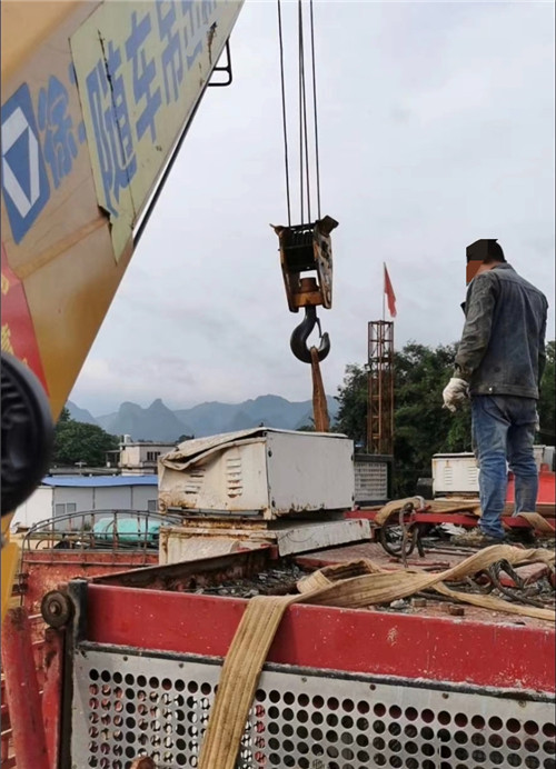桑珠孜区大件吊装搬运设备常用的施工手势信号解答